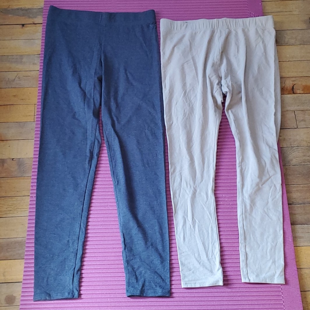 Lot of size medium leggings 2 different brands.
